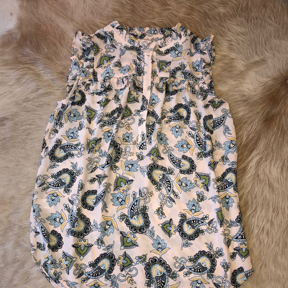 Sleeveless top